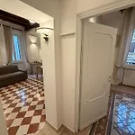 Bocaccio's - 2 Min From Trevi Fountain Apartamento