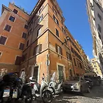 Bocaccio's - 2 Min From Trevi Fountain * Roma