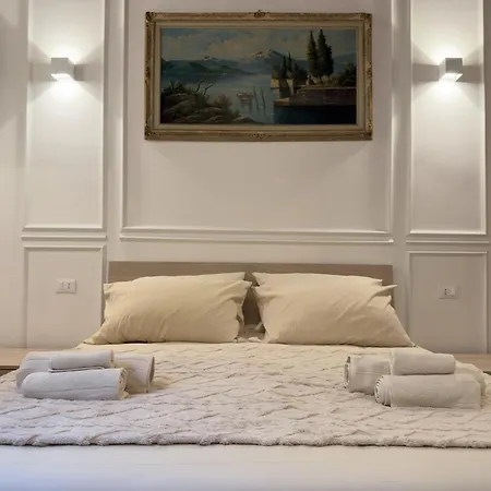 Appartamento Bocaccio's - 2 Min From Trevi Fountain *