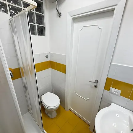 Bocaccio's - 2 Min From Trevi Fountain Roma