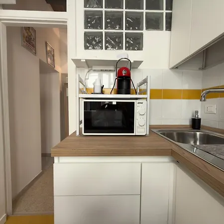 Apartment Bocaccio's - 2 Min From Trevi Fountain Rom