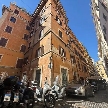 Bocaccio's - 2 Min From Trevi Fountain * Rom